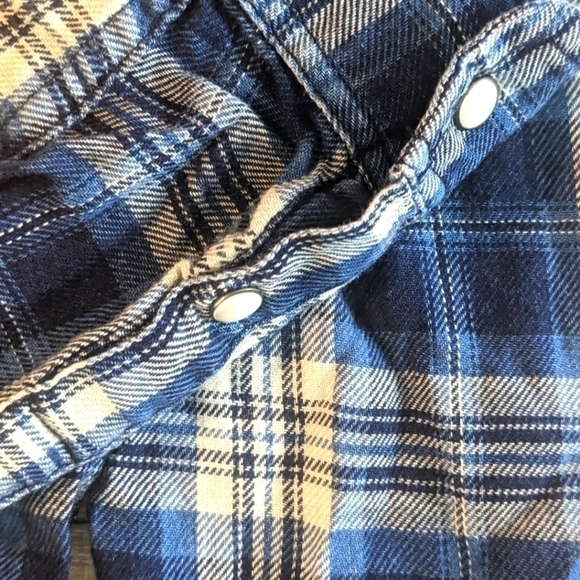 American Eagle Blue Plaid Shirt Boyfriend Fit Size Small - Picture 6 of 7